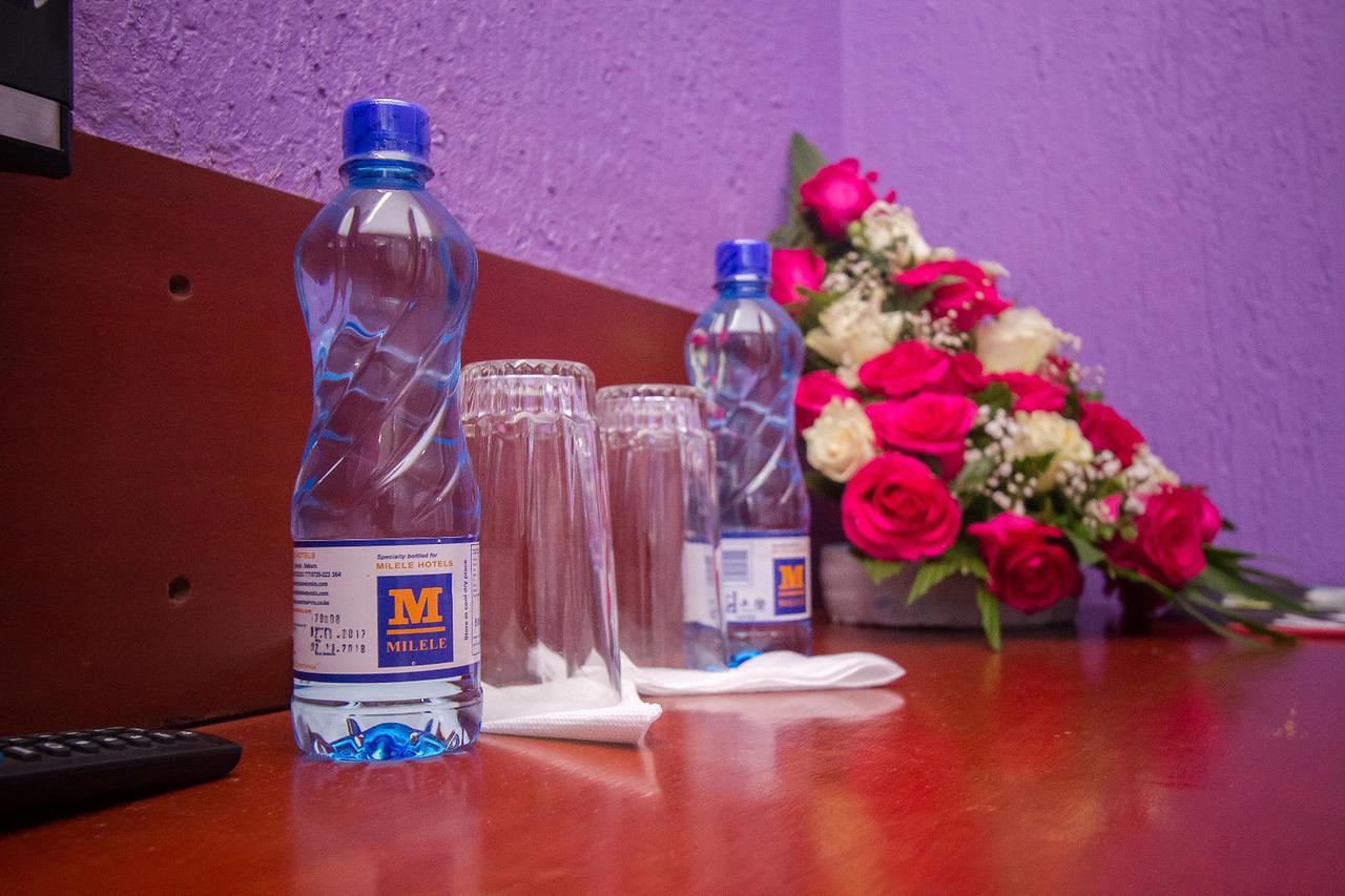 Milele Hotel Nairobi Esterno foto